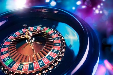 torpedo4d mobile app interface showing sportsbook and live dealer options